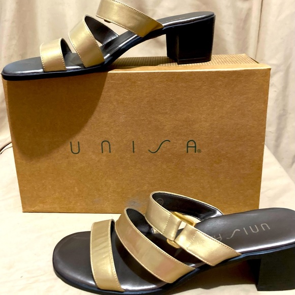 New Unisa Three Strap Gold Slip On Leather Sandals Size 8 1/2 - Picture 3 of 6